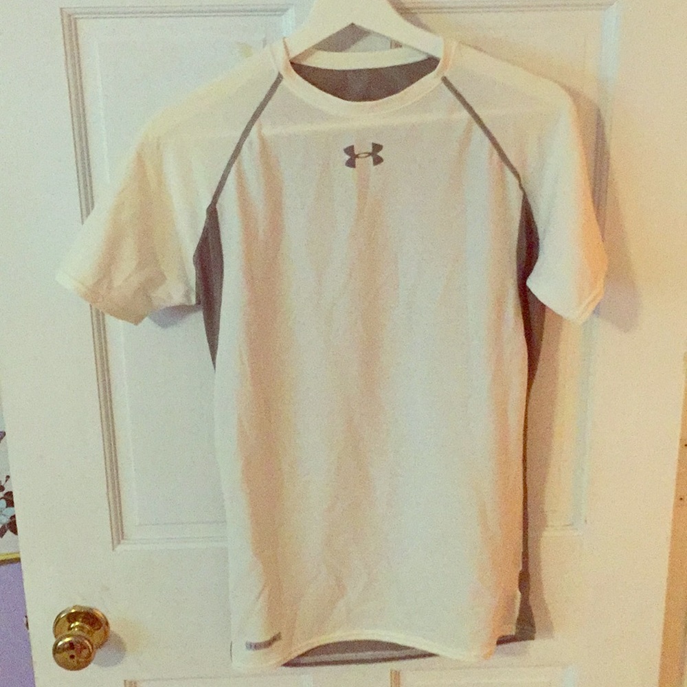 Youth Under Armour stretch white and grey top